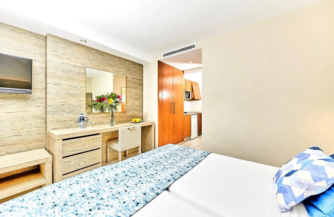 Leonardo Royal Hotel Mallorca Palmanova Bay מלון דירות
